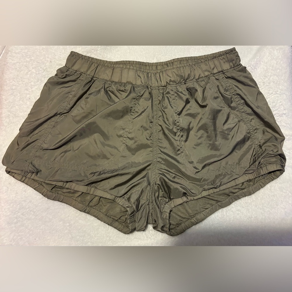 NWOT Free People Movement Sunshine Bubble Hem Shorts
